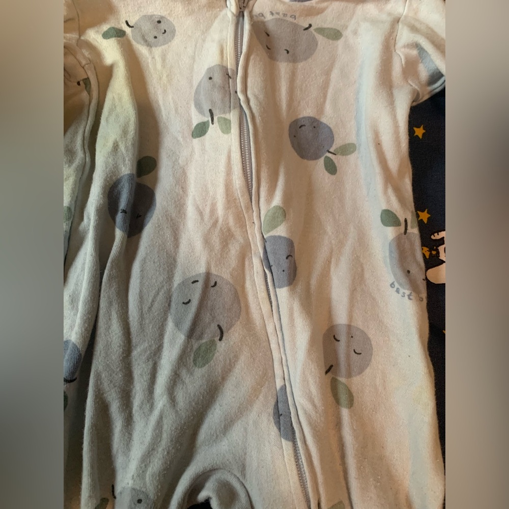 H&M Blueberry Baby Footie - Picture 2 of 4